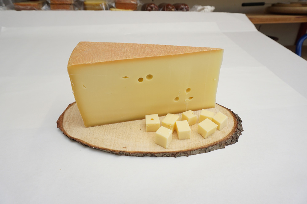 Handgeschöpfter Bergkäse 3 Monate