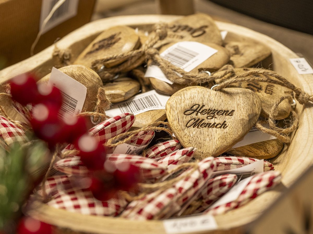 alp-hofladen-tschagguns-deko-herz
